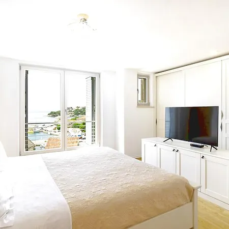 Сasa de vacaciones Sumptuous Holiday Homesumartin *
